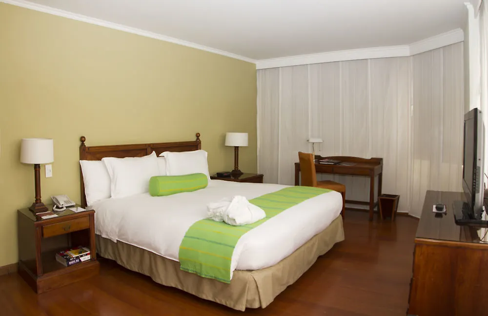 Cosmos 100 Hotel & Centro De Convenciones - Hoteles Cosmos Bogotá